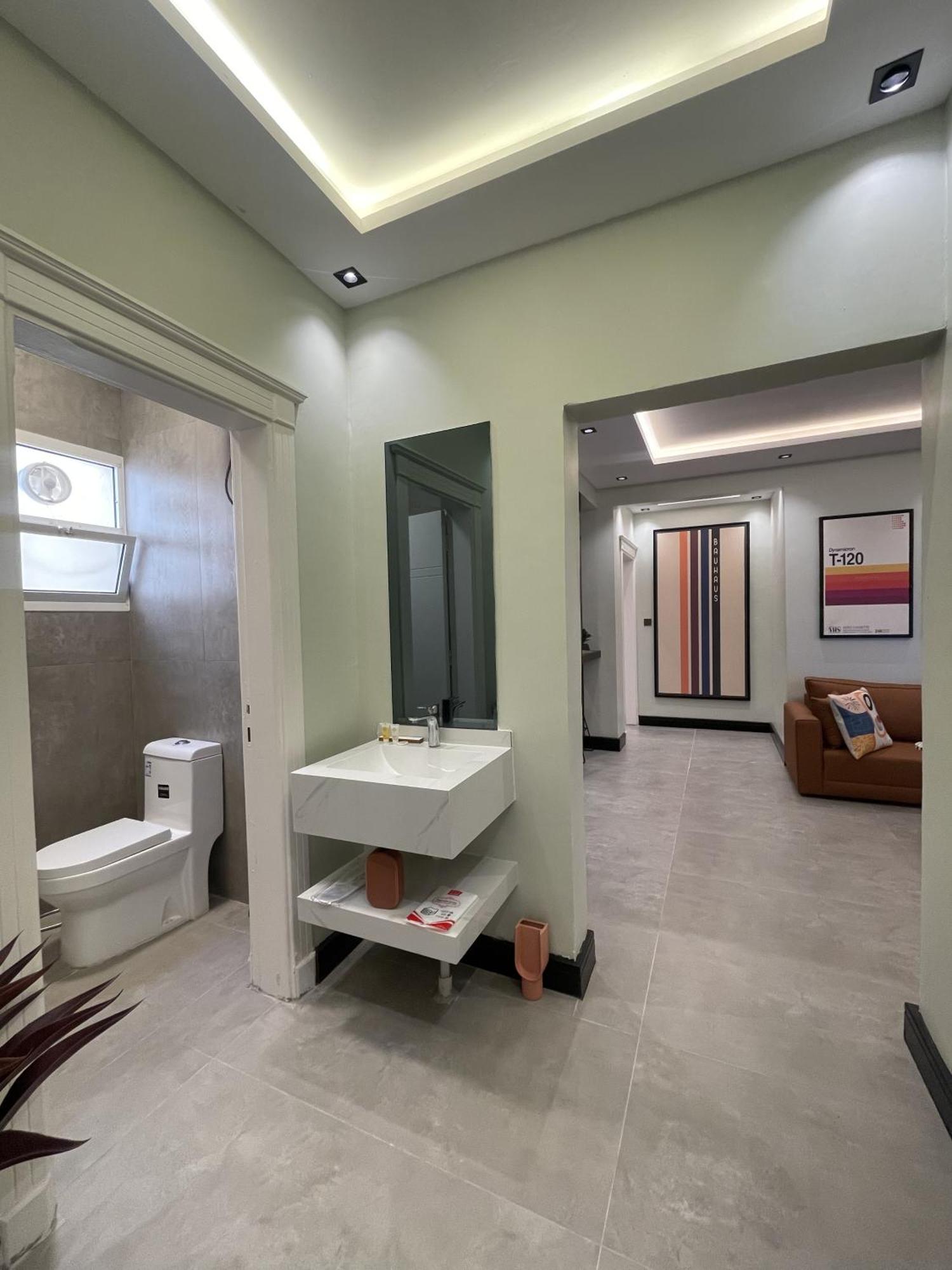 غرفة نوم وصالة مدخل ذكي Apartment *